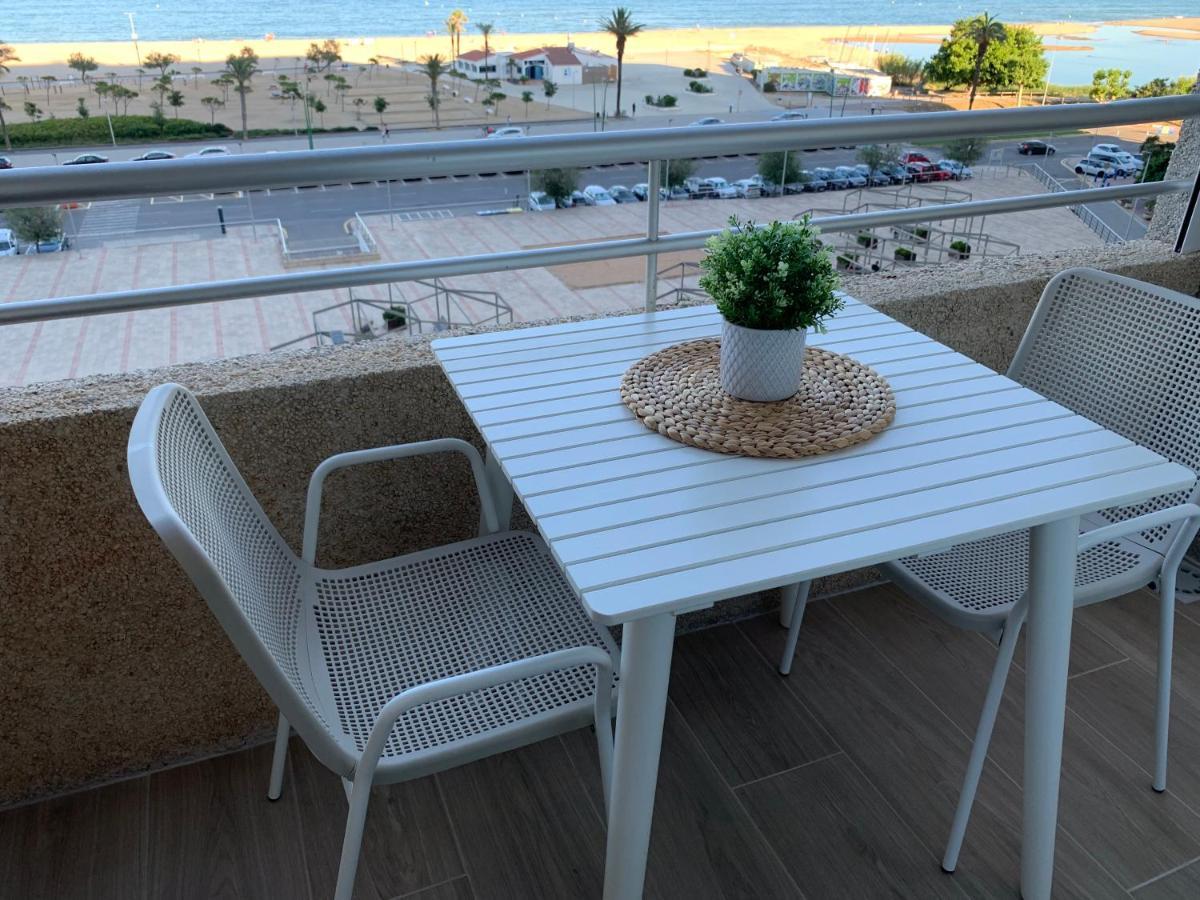 Apartamento Con Vistas Al Mar - Wifi - Aire Acondicionado Empuriabrava Eksteriør billede