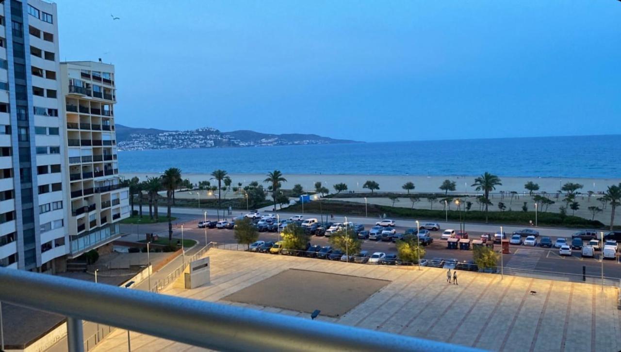 Apartamento Con Vistas Al Mar - Wifi - Aire Acondicionado Empuriabrava Eksteriør billede