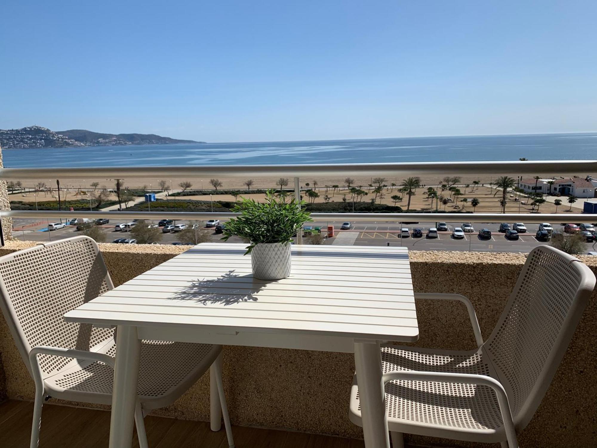 Apartamento Con Vistas Al Mar - Wifi - Aire Acondicionado Empuriabrava Eksteriør billede